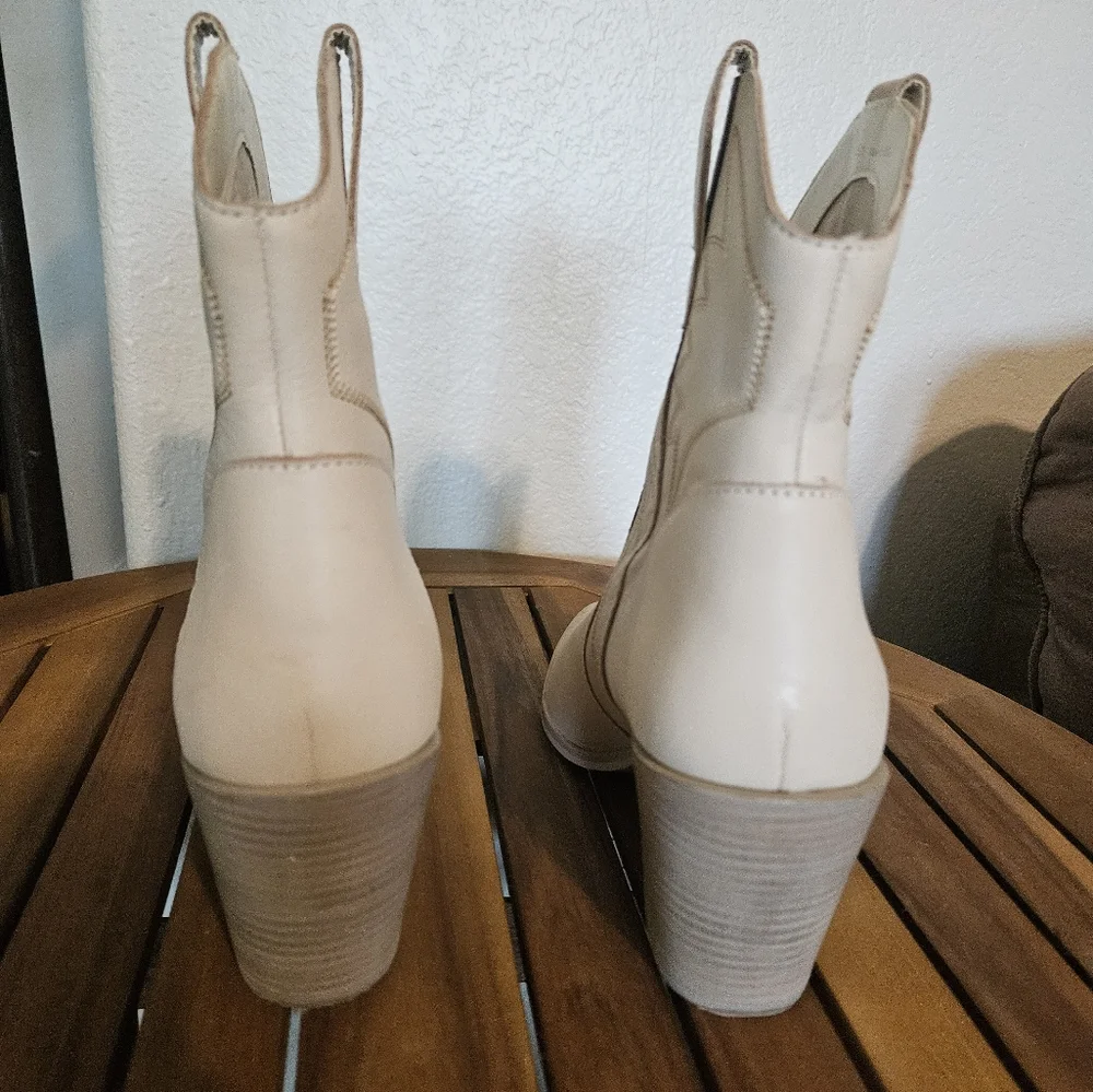 Dolce Vita Women's Ginni Fashion Boot Sizes 7.5 - Picture 6 of 11